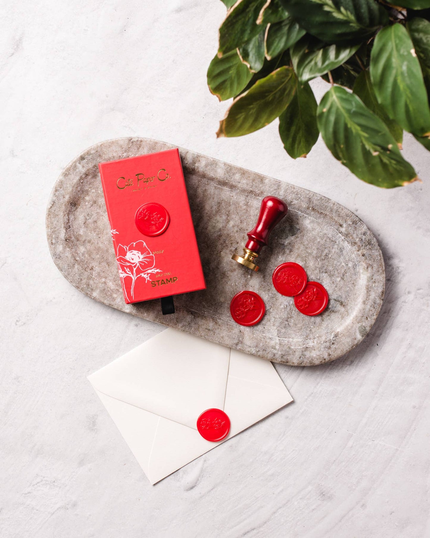 Cate Paper Co. - Wax seal stamp and wax stick set: Poppy