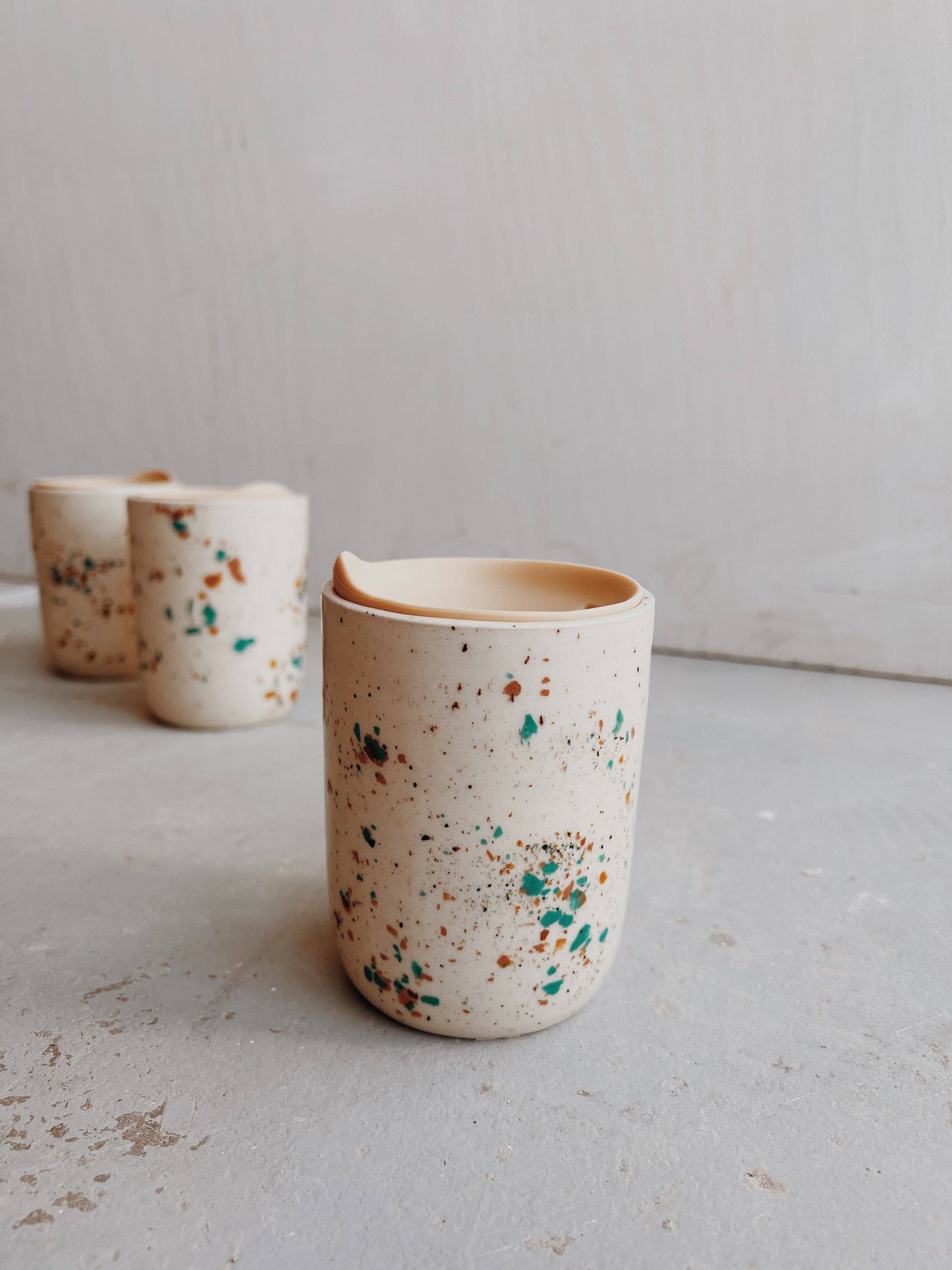 Good Hearted Woman - Confetti Commuter Cup: Light pink