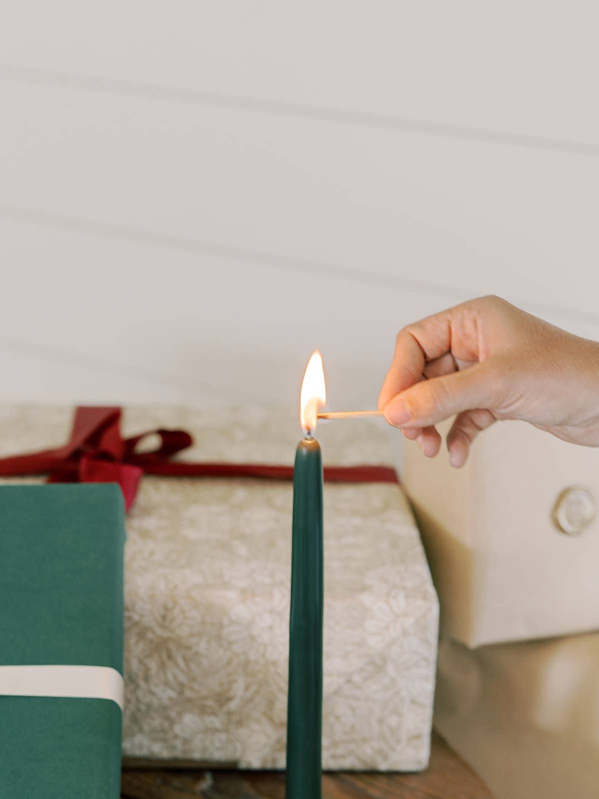 Mo&Co Home - 10" & 14" - 100% Beeswax Dipped Candles | Forest Green: 14 Inch