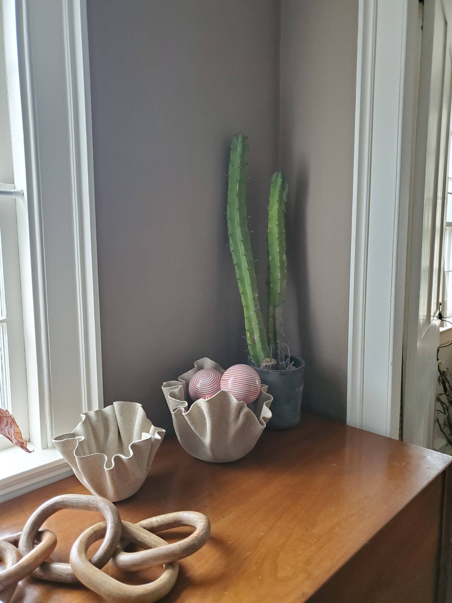 Large Ruffle Bowl