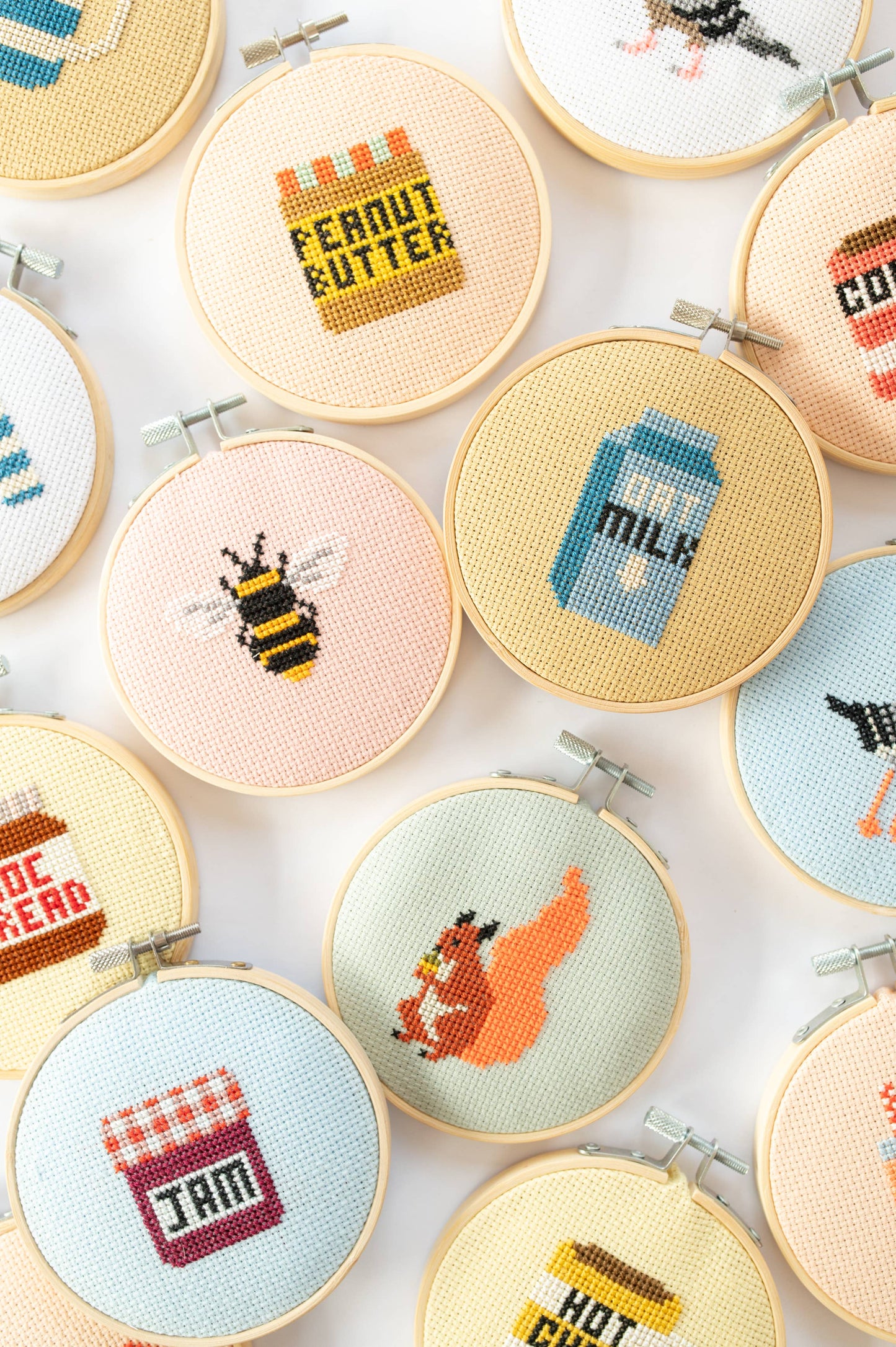 Cotton Clara - Bee Cross Stitch Kit