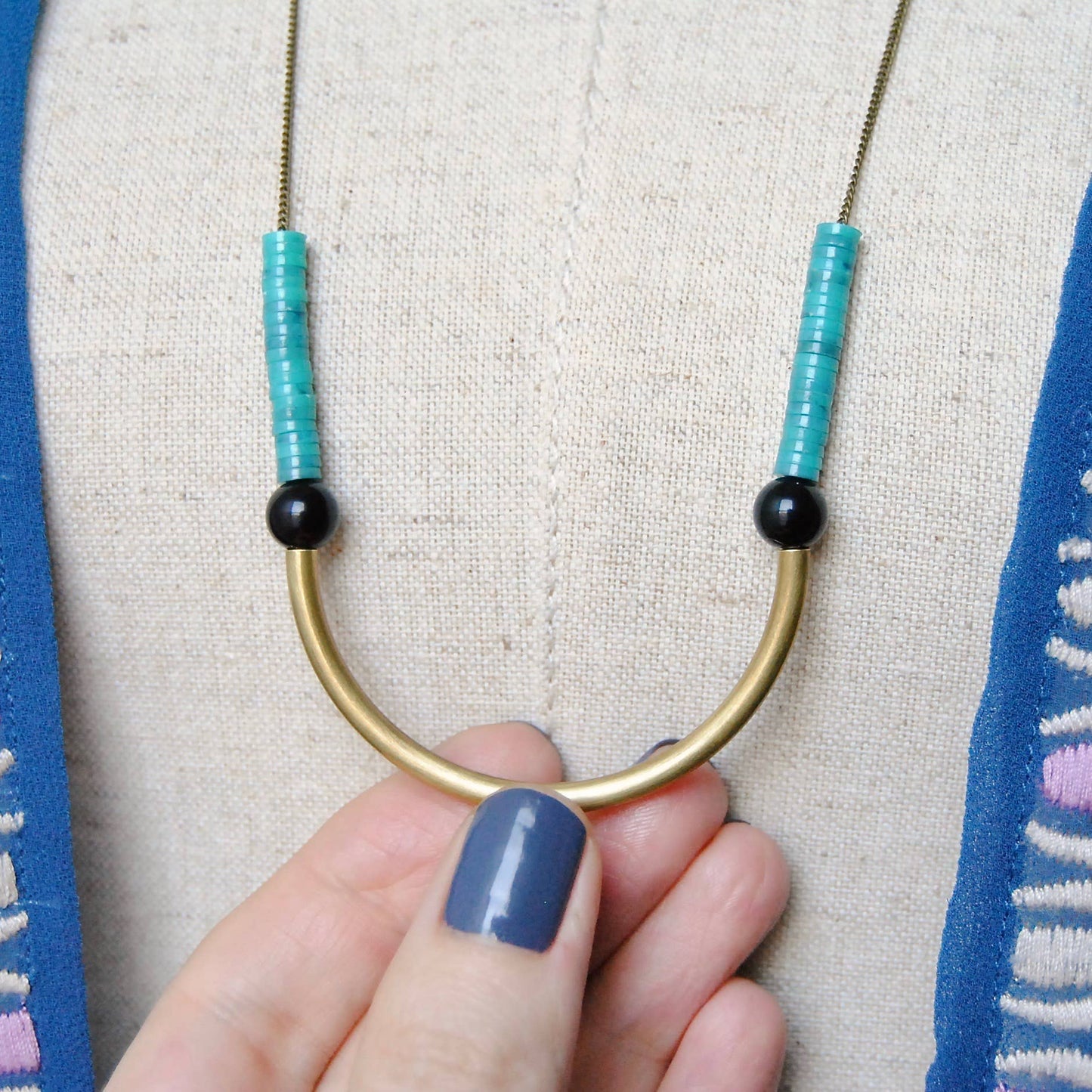 Free Spirit Arc Necklace - SPARKLEFARM