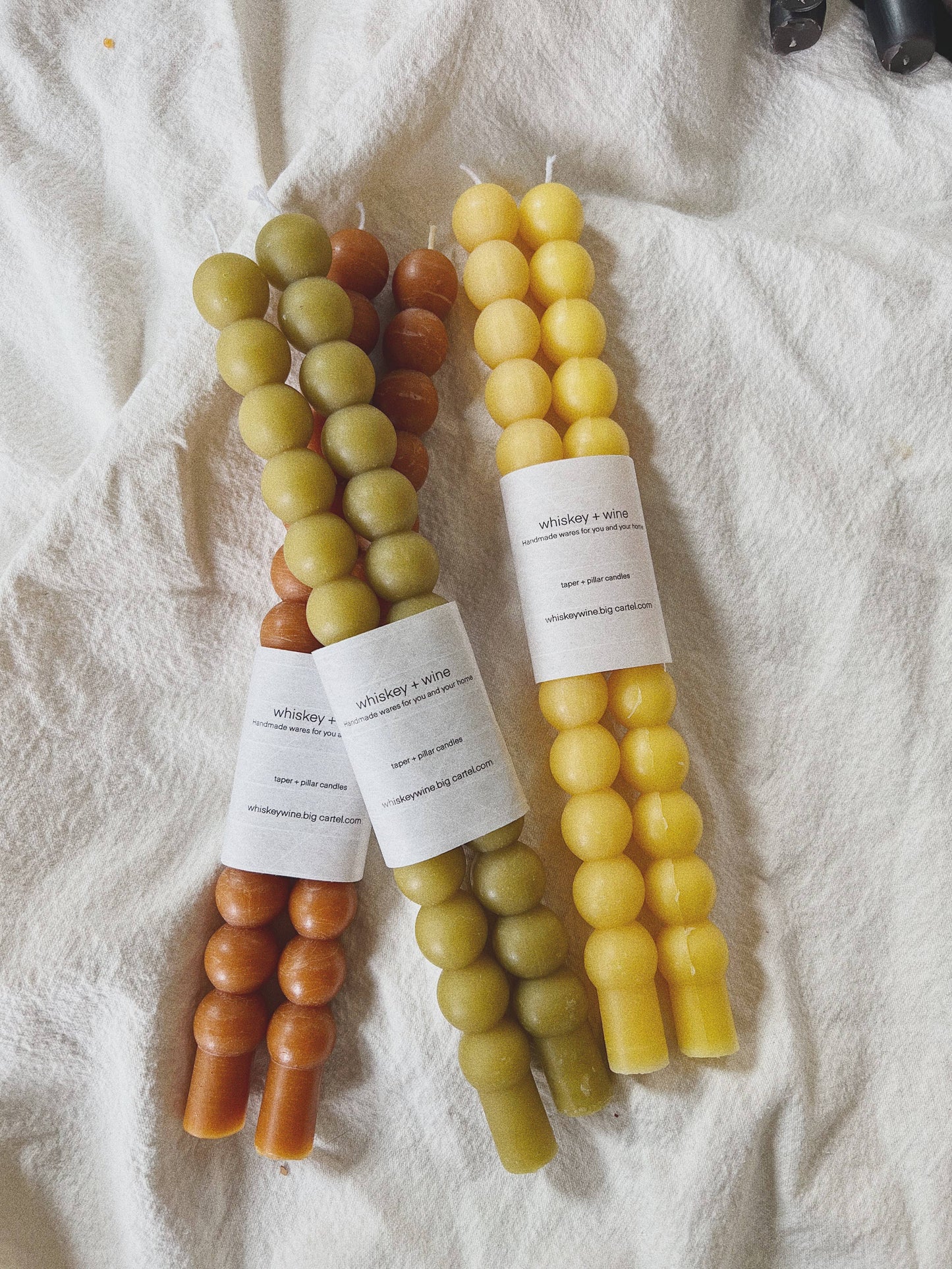 Whiskey + Wine - Bauble taper candle: Natural beeswax