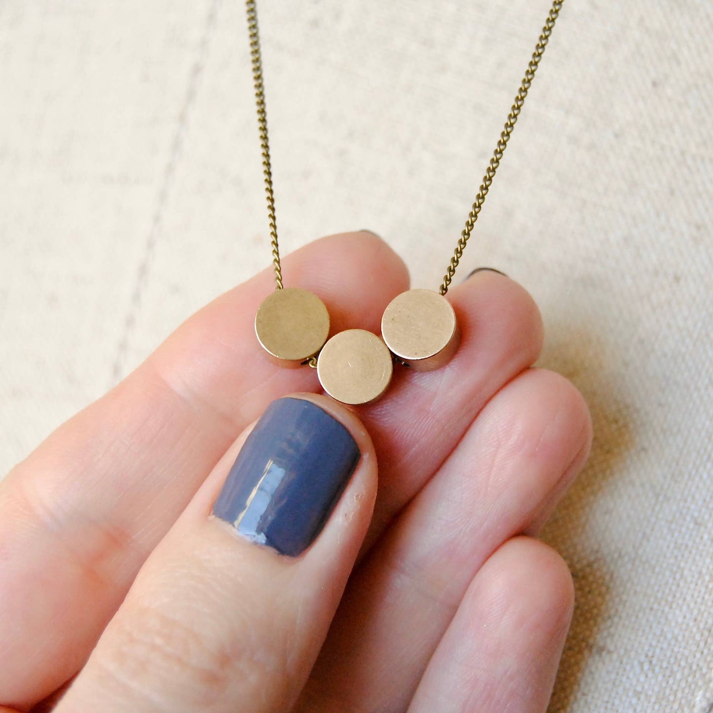 SPARKLEFARM - Three Circles Necklace