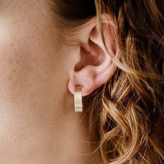Commonform - Cigar Slim Hoops: Brass