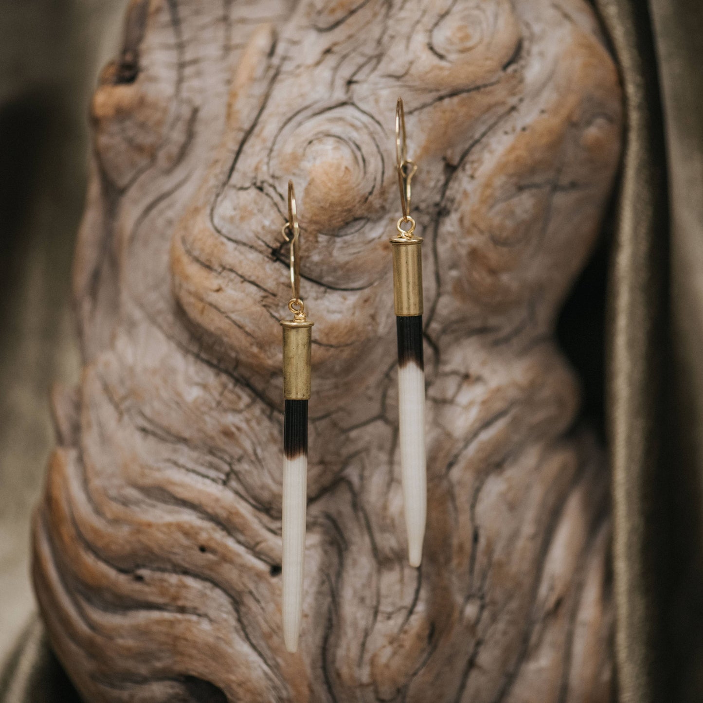 Commonform - THE ORIGINAL: Yellowstone Beth Dutton Earrings, Worn in S5E3: Predominantly White / Short (1.75" - 2.5")