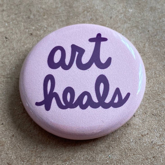 AnneArchy - Art heals pin back button