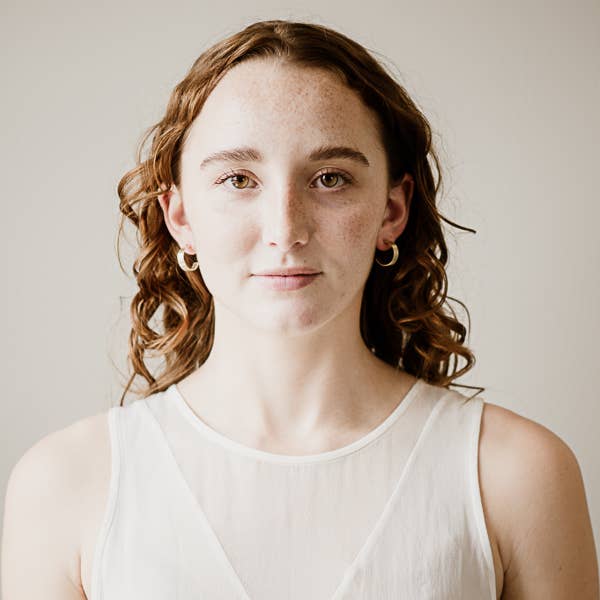 Commonform - Cigar Slim Hoops: Brass