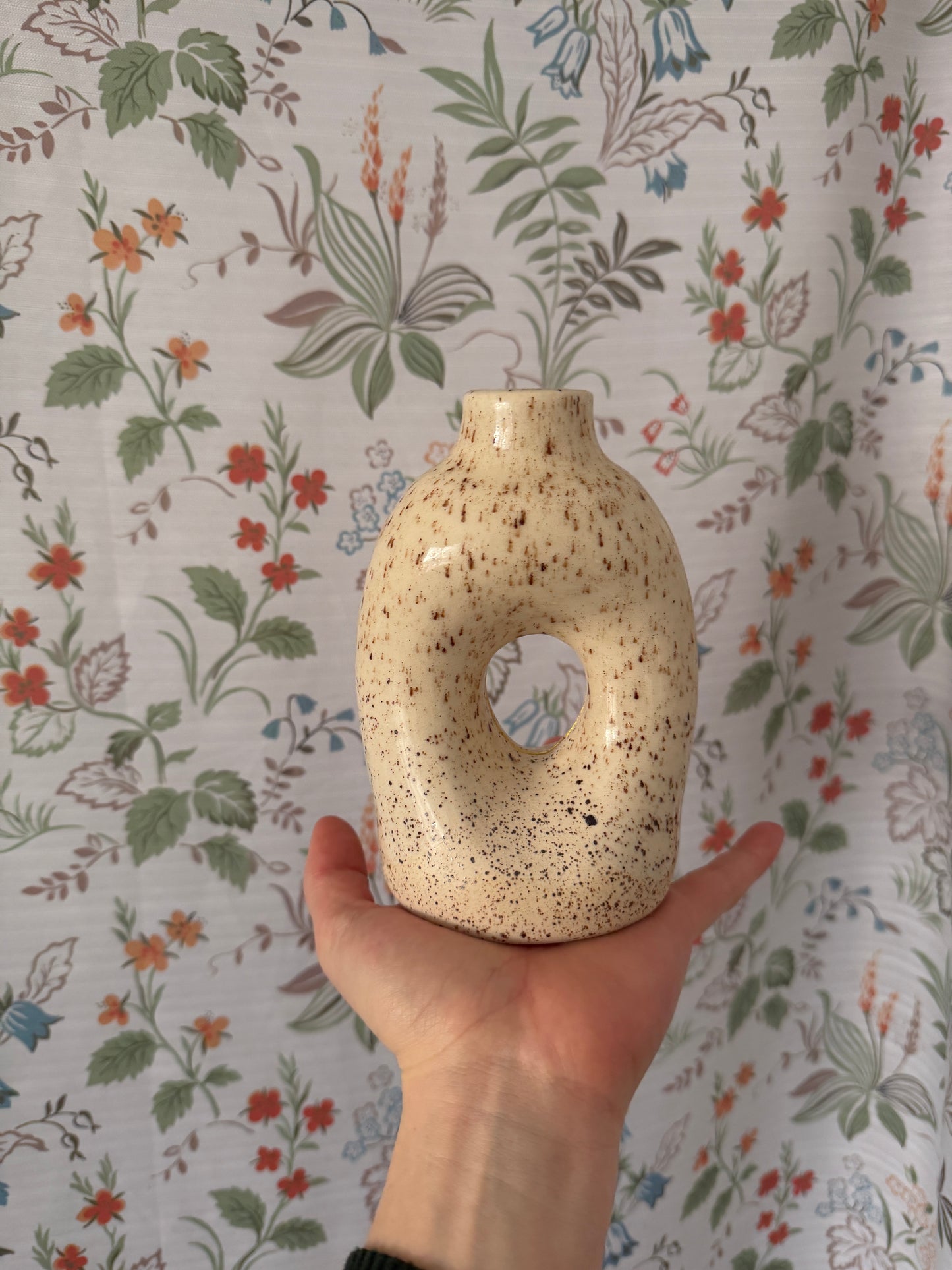Kintsugi Speckled Channel Vase- Jacquie's Clay