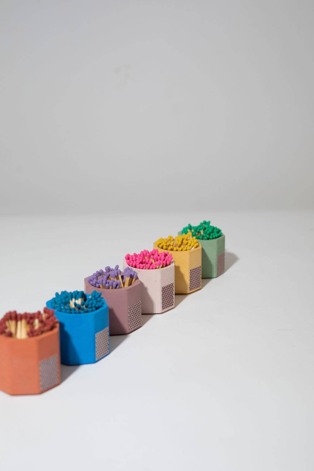 Tenn Prairie - Concrete Match Holder – Modern Design with 2-Inch Safety Matches: Grey
