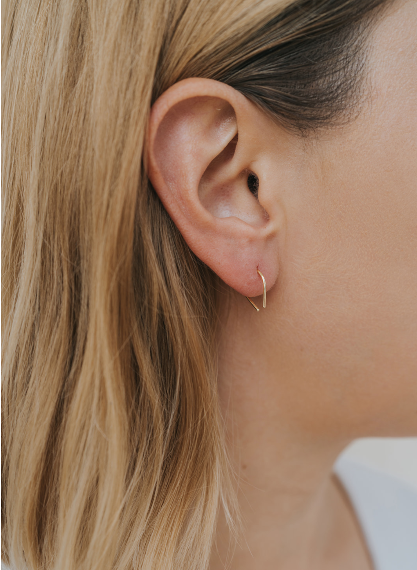 JaxKelly - Minimalist - Horseshoe - Gold Earrings