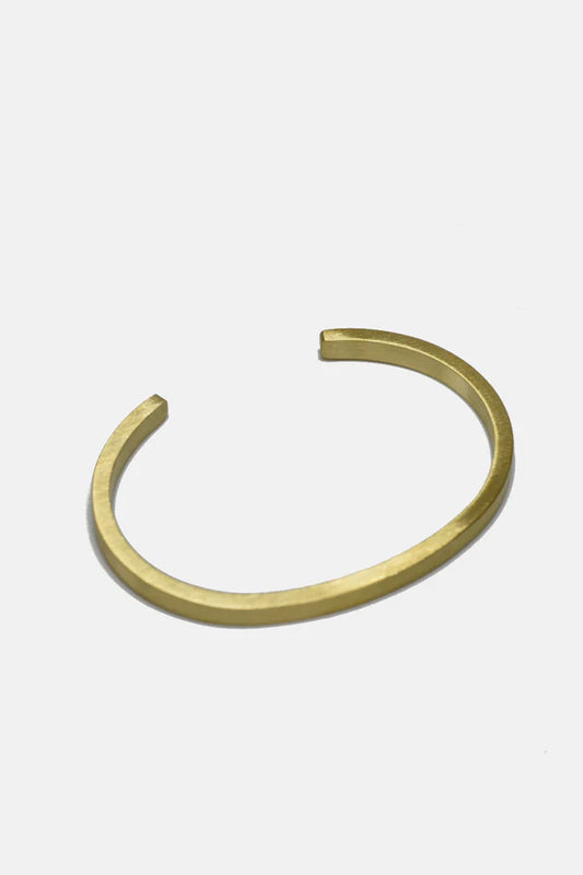 Curated Basics - Flat Brass Cuff