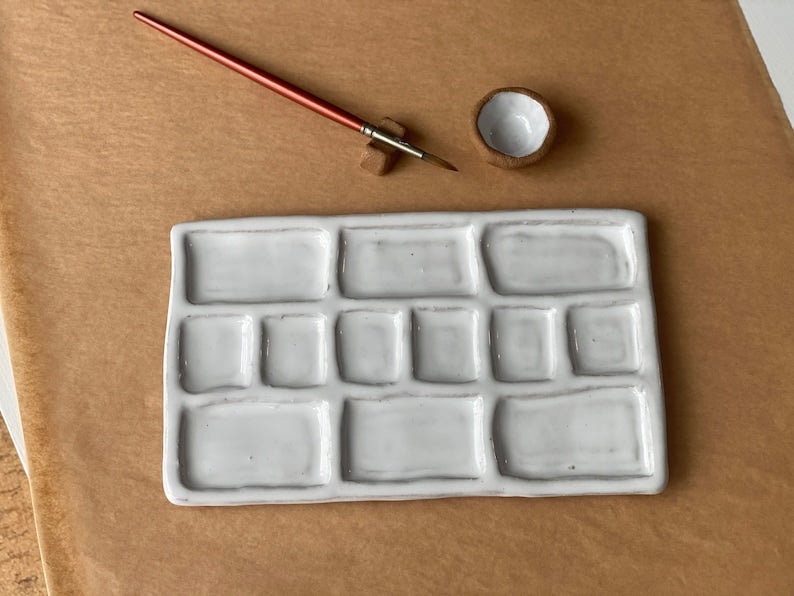 Busy Hands Studio - Large 12-Pan Ceramic Artist Paint Palette